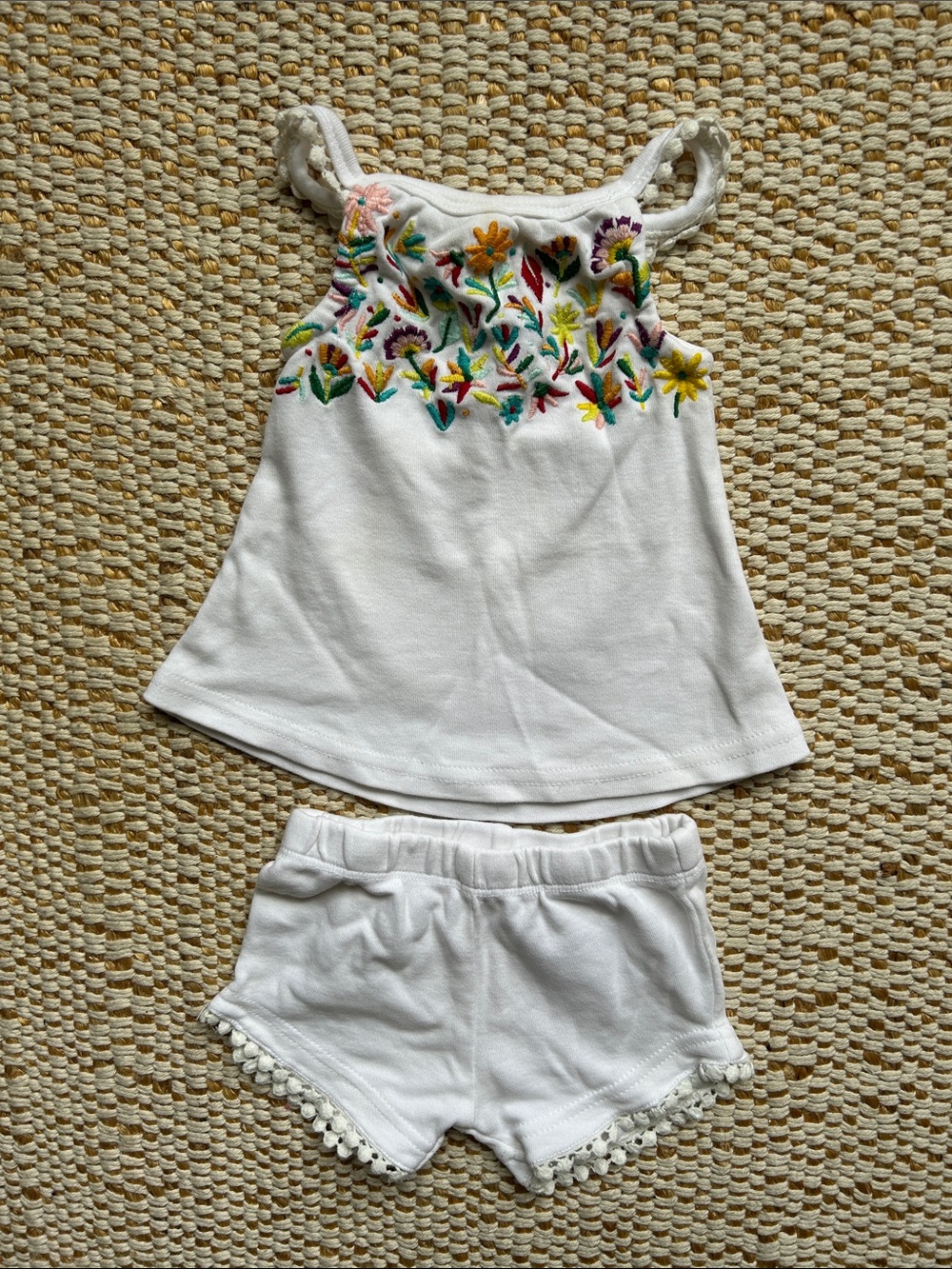 L’oved Baby embroidered outfit